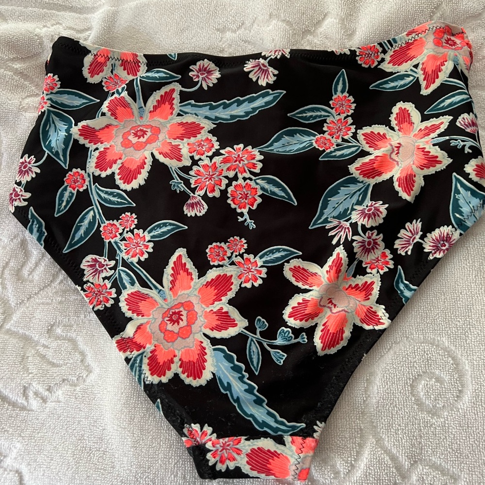 🌟3 for $25🌟 Old Navy Floral Hipster High Cut Swim Bottoms- Black/Pink/Coral/Blu - Picture 2 of 13